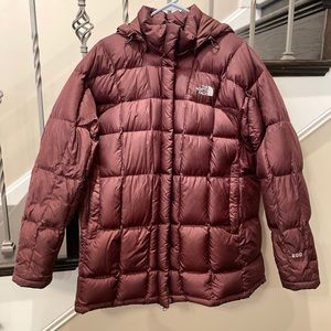 Woman’s North-face Metropolis Parka